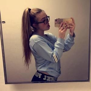 Meet your Posher, Ashton