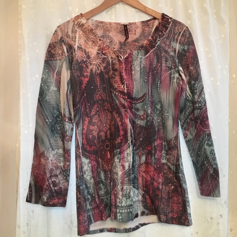 Knot eyelet button hand dyed cartigan