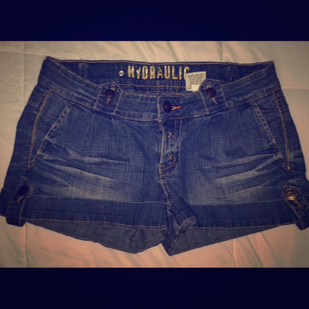 "HUDRAULIC" JEAN SHORTS