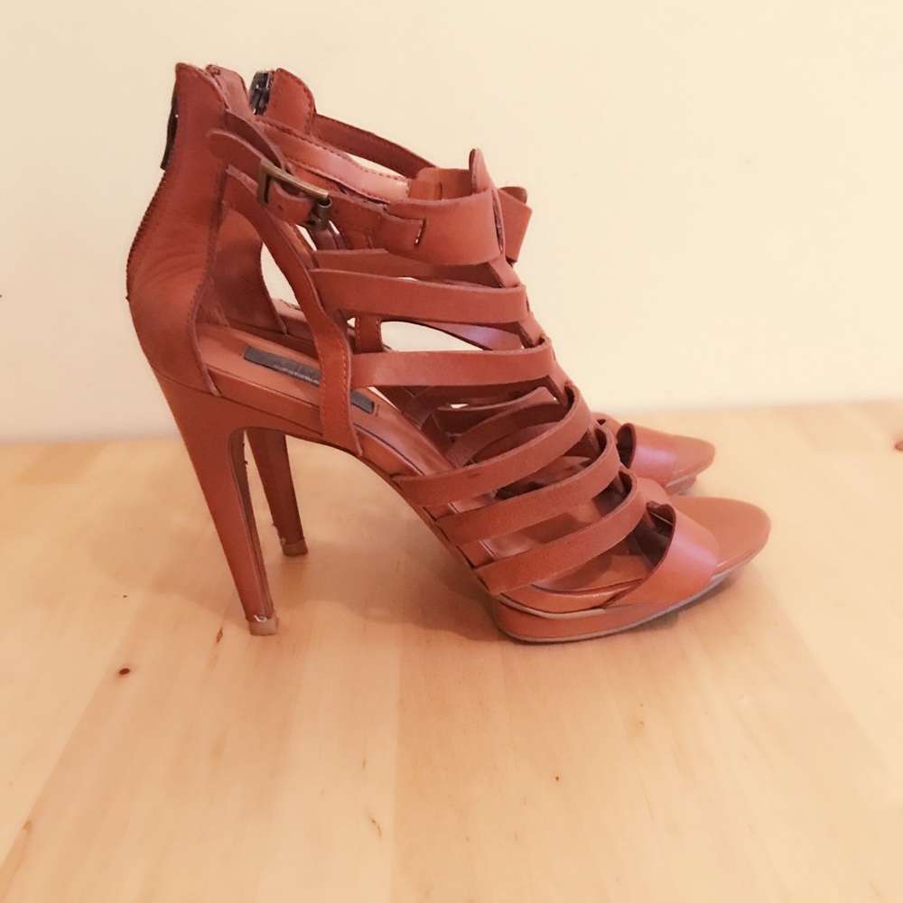 Price Drop ⬇️ Saks Fifth Avenue Sandals Gladiator