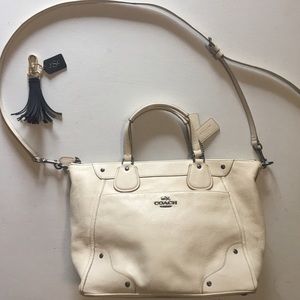 MAKE AN OFFER!!! Cream Leather Coach Bag!!