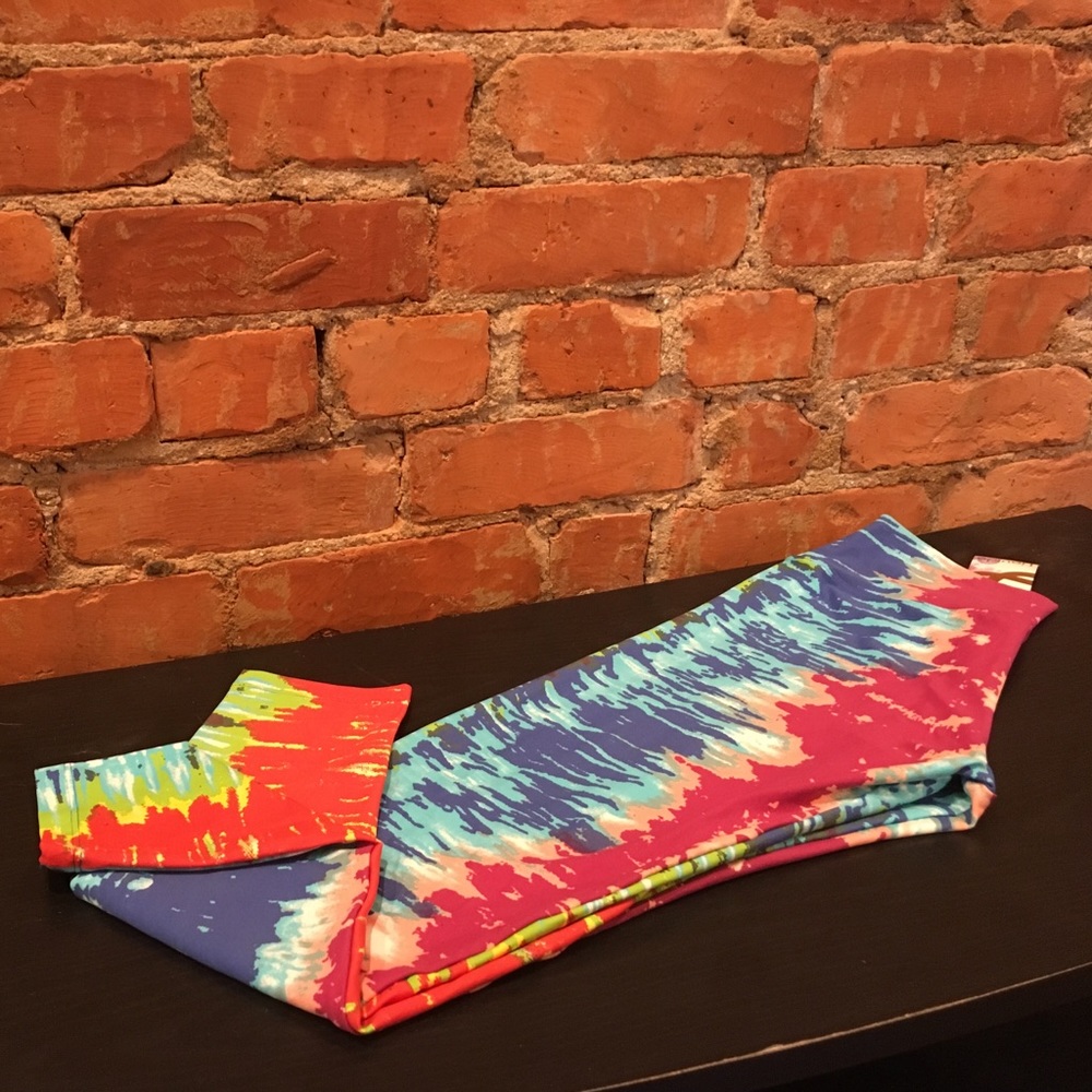 Liquido rainbow leggings