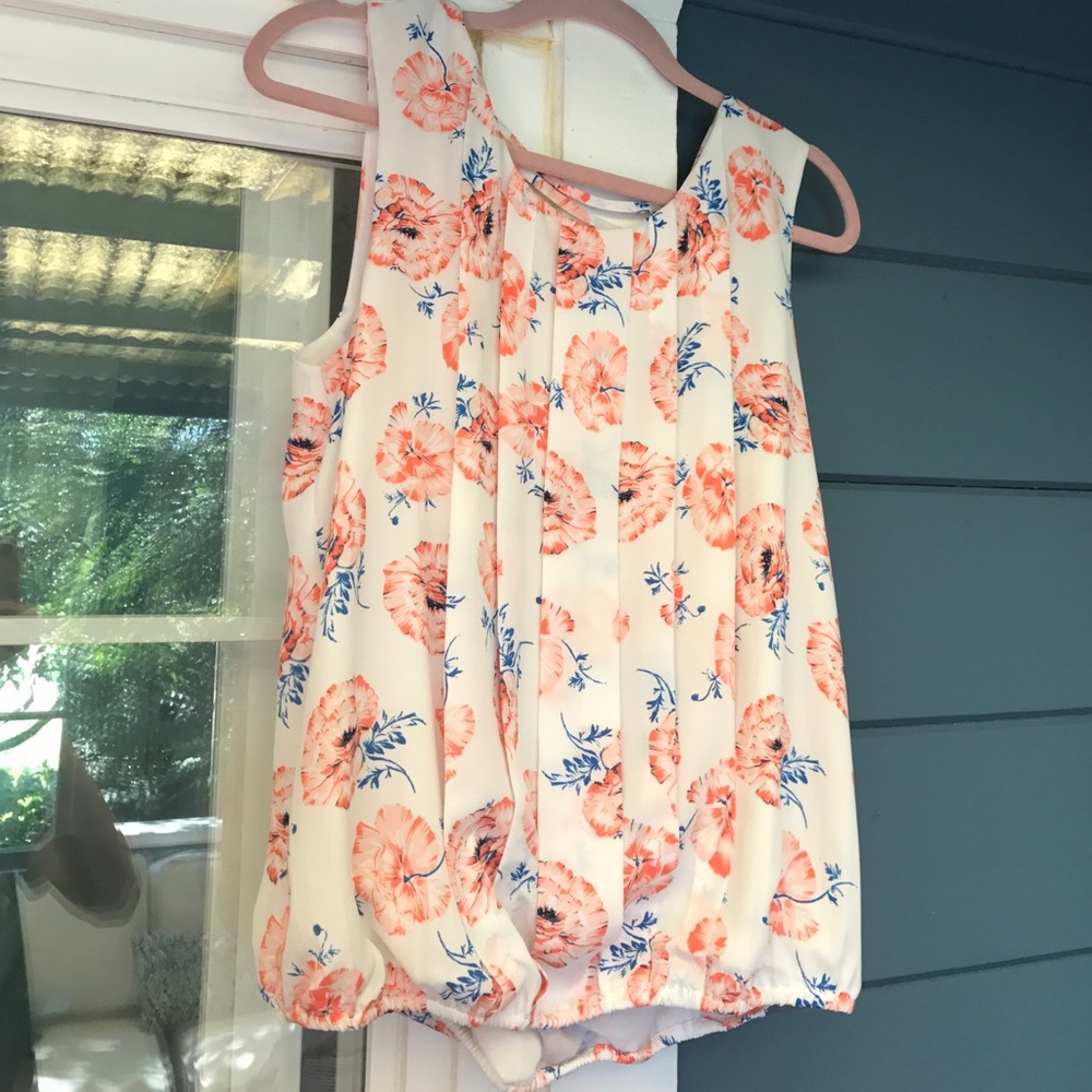 White and coral floral top