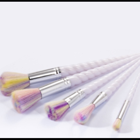 🆕 Unicorn Makeup Brushes! 🦄🦄🦄 - Picture 2 of 4