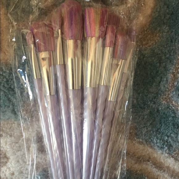 🆕 Unicorn Makeup Brushes! 🦄🦄🦄 - Picture 4 of 4
