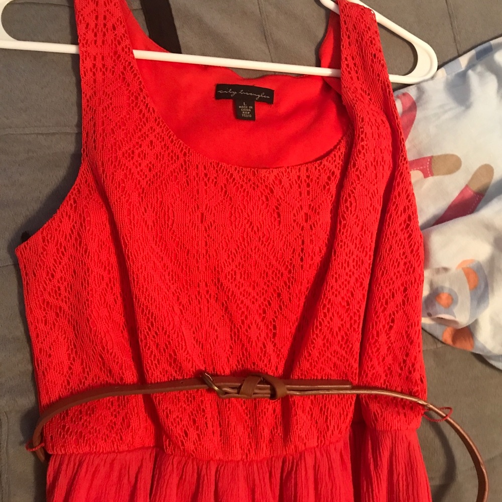 Dress - Picture 2 of 3