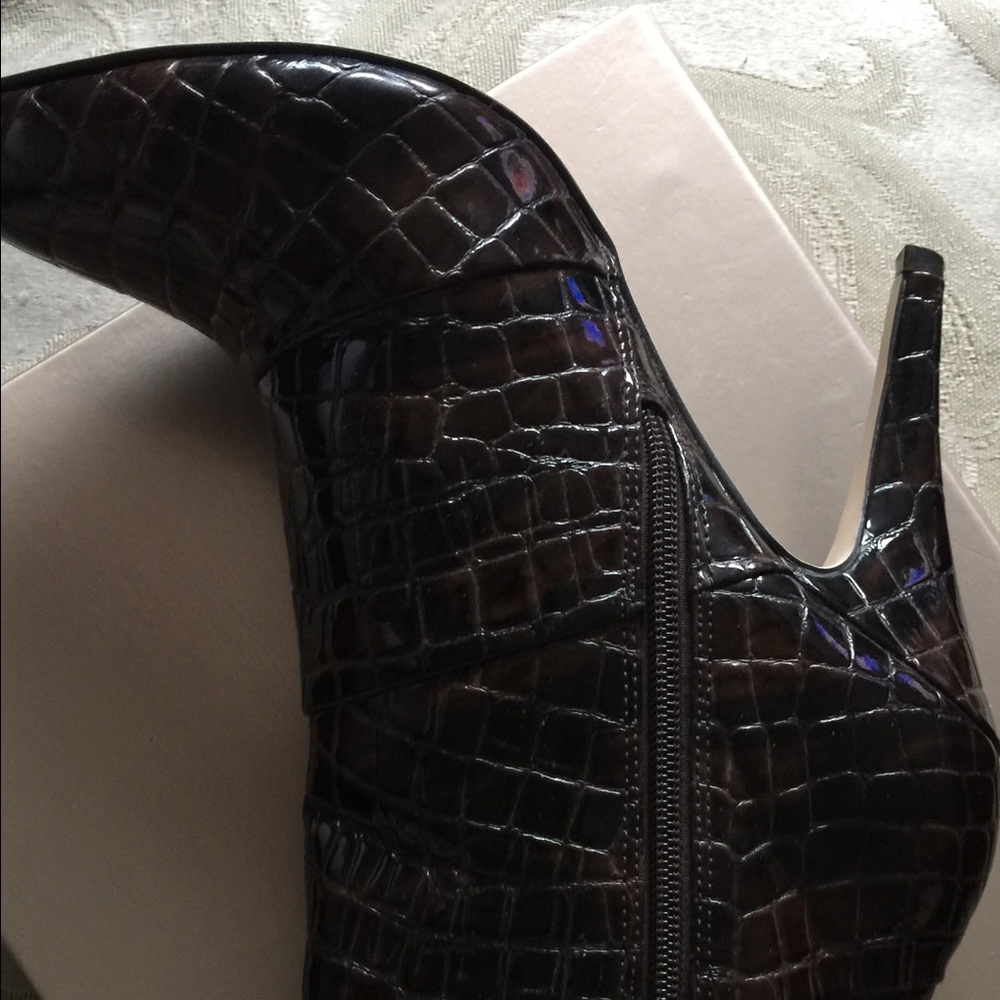 Brown Joey O 3/4 Patent Boots Size 10