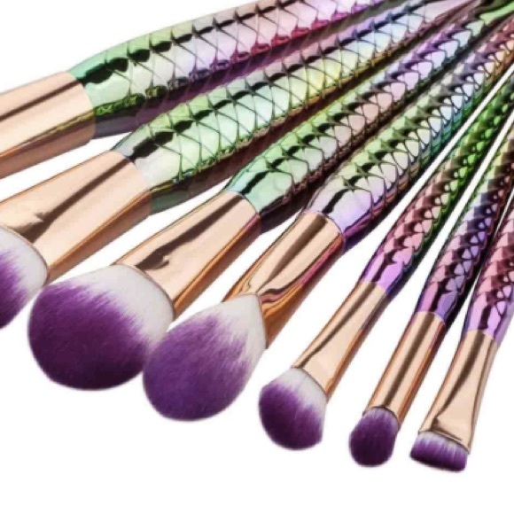 🆕 MERMAID BRUSHES! 🐠🦑🐬 - Picture 3 of 6