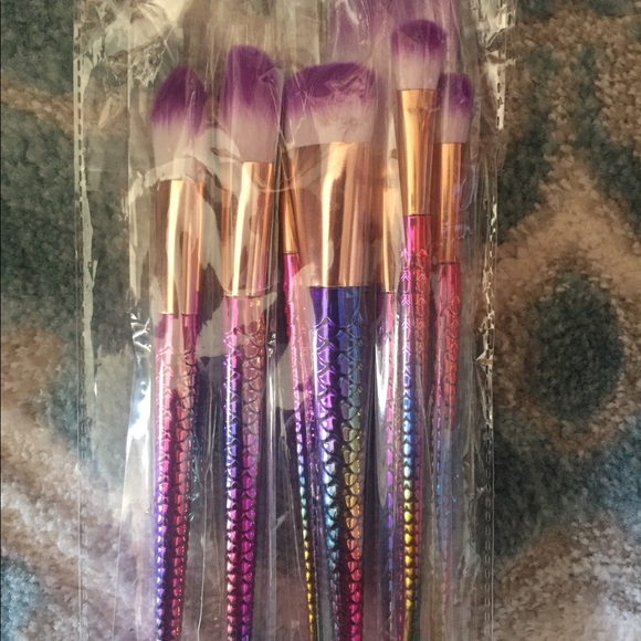 🆕 MERMAID BRUSHES! 🐠🦑🐬 - Picture 6 of 6