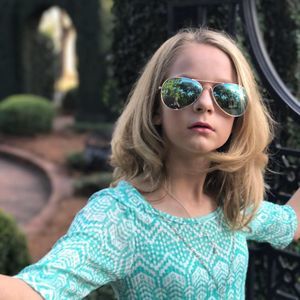 Meet your Posher, Cherokee