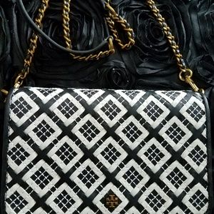 Robinson Woven Chain Wallet