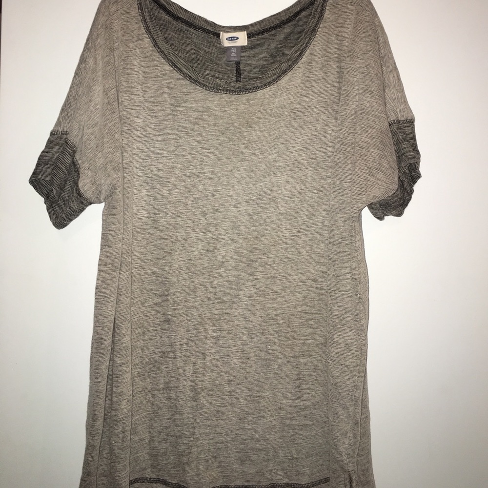 Old Navy Basic Tee ✨