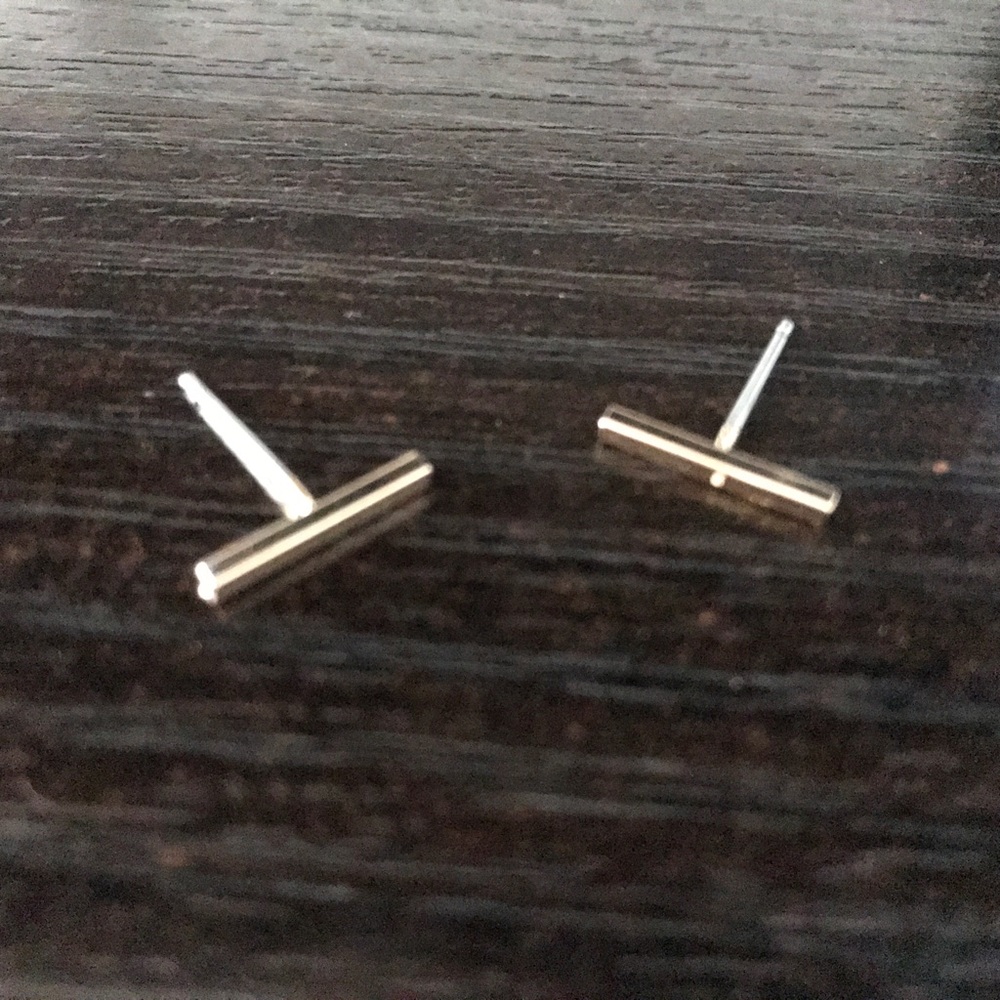 T bar earrings - Picture 2 of 2