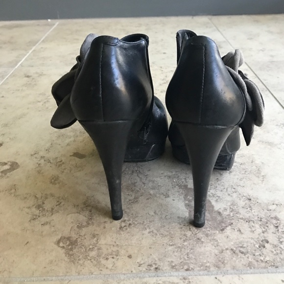 Black Kelsi Dagger booties - Picture 3 of 3