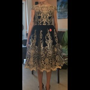 Modcloth Exquisite Elegance Lace Dress - midi navy