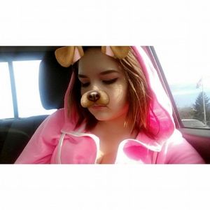 Meet your Posher, Becca