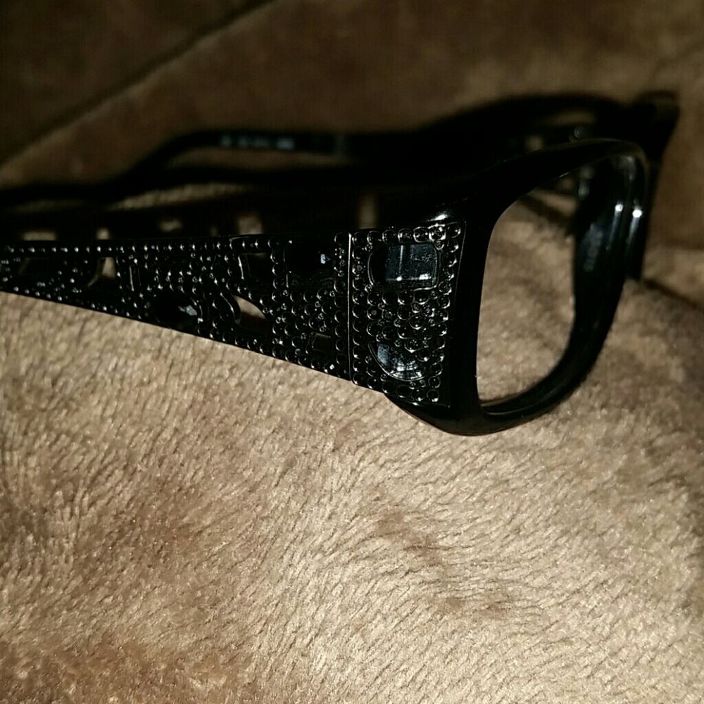 Sold   VALENTINO