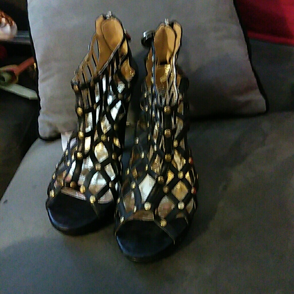 Sexy Apple Bottoms heels