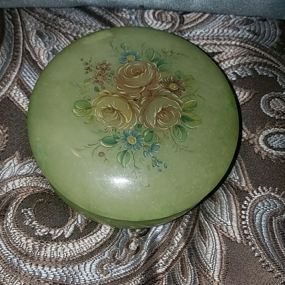 Green glass jewelry box