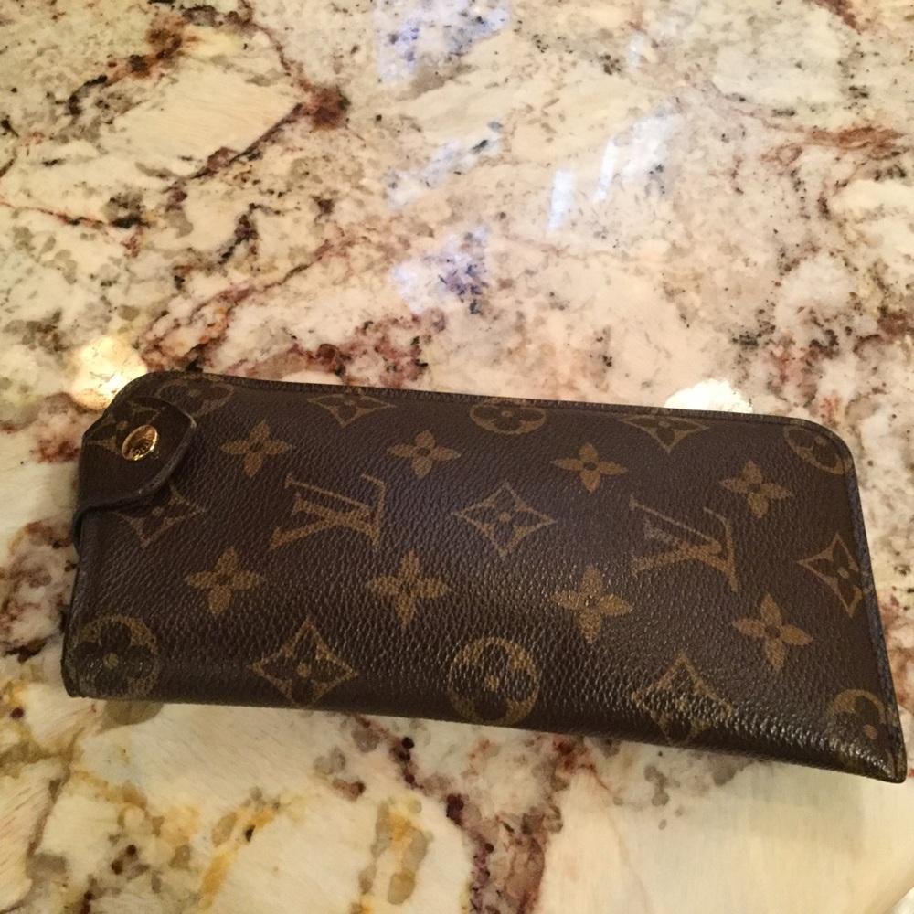 SOLD Louis Vuitton  Sunglass Case MM