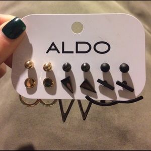 Earring set