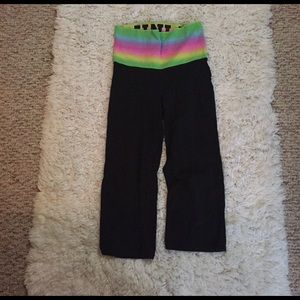 Victoria's Secret PINK Capri leggings!