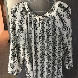 Bellatrix black and white blouse size S
