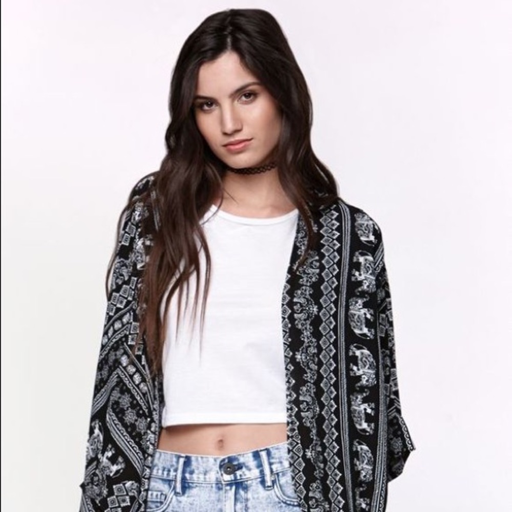 LA Hearts Black Tribal Kimono
