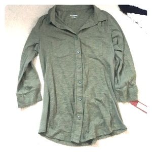 NWT Button up blouse