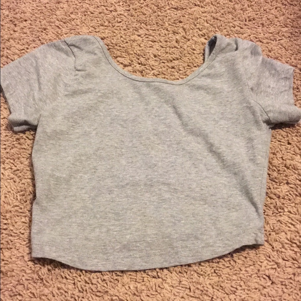Brandy Mellville Gray crop top!