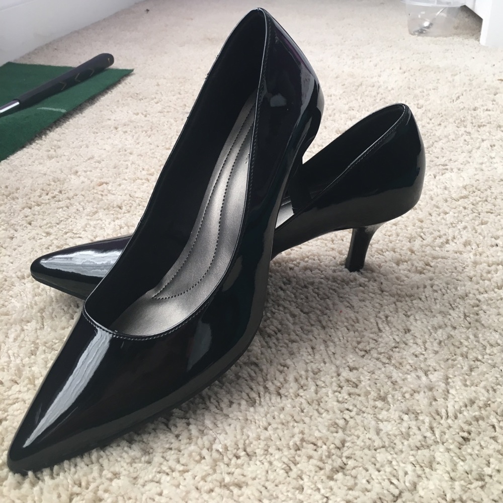Pointed Toe Black Heels