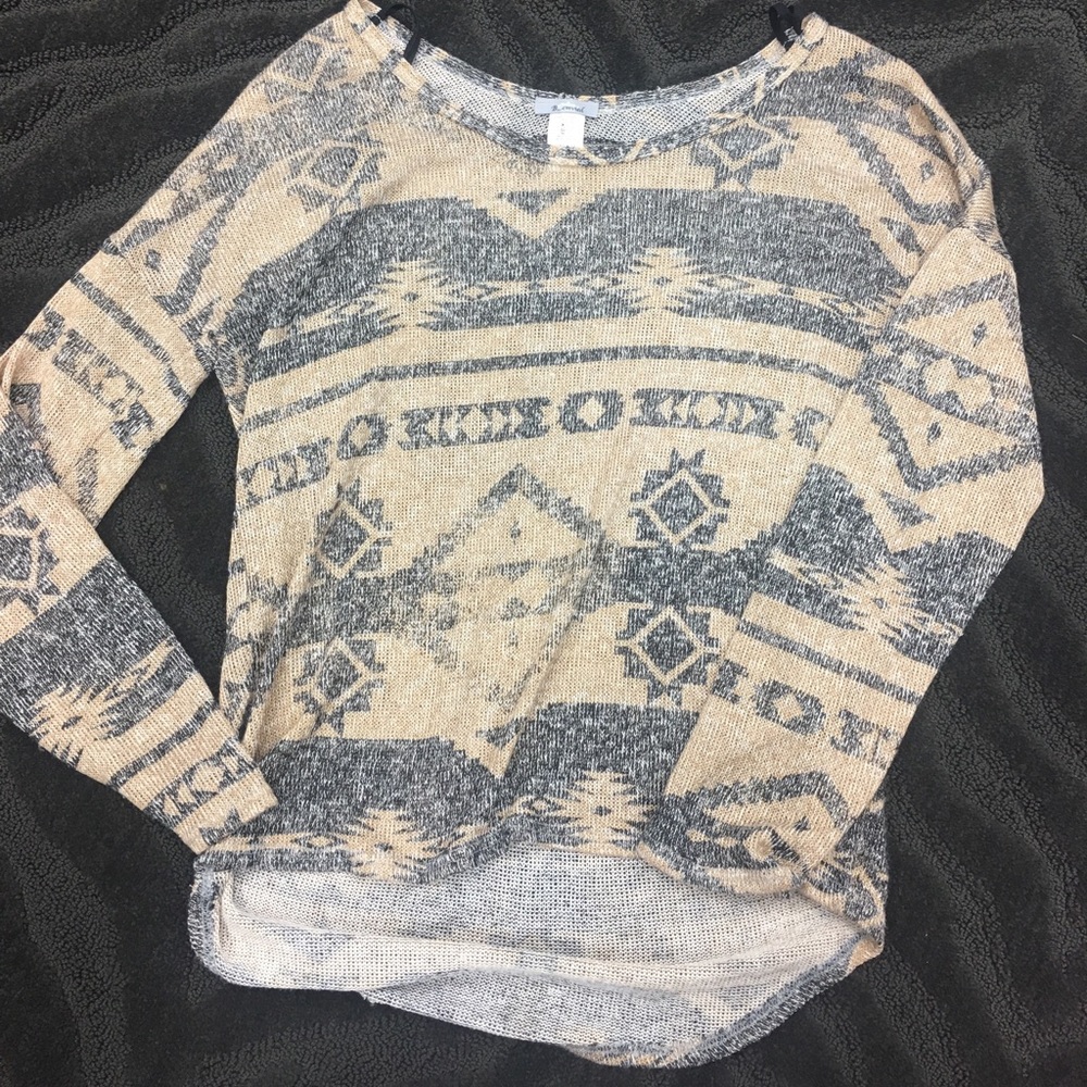 Aztec printed long sleeve