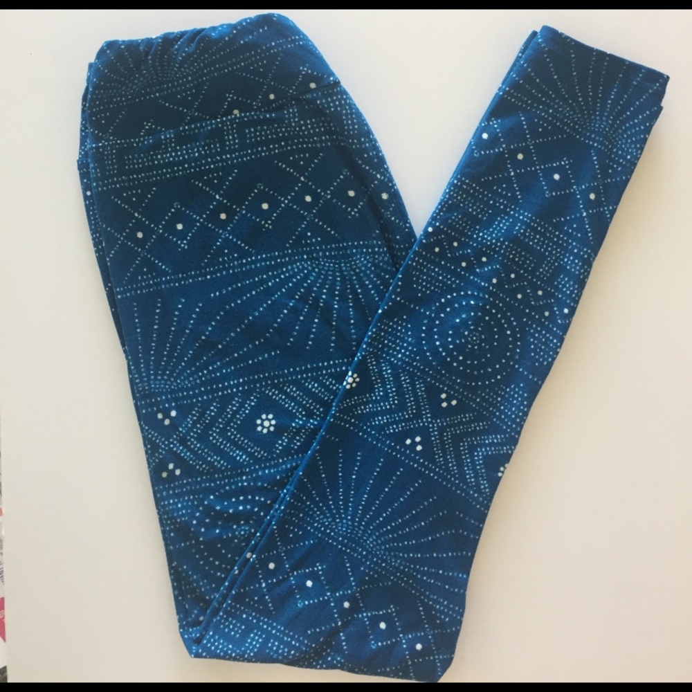 Brand New Never Worn Teal OS LulaRoe leggings