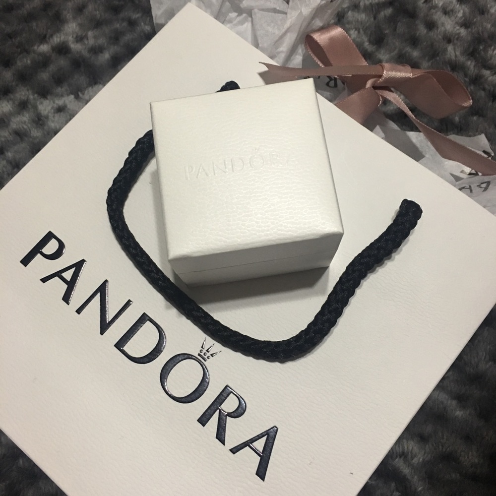 ❌SOLD❌Pandora Charm - Picture 5 of 8