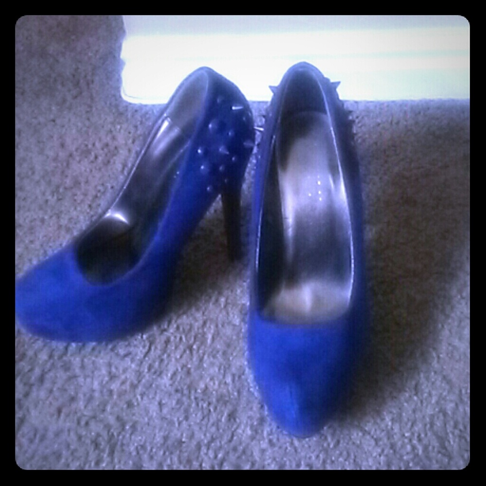 Blue stud heels