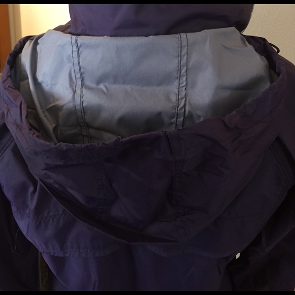 Purple Columbia windbreaker - Picture 4 of 4