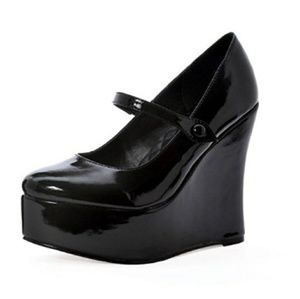Ellie platform patent wedge