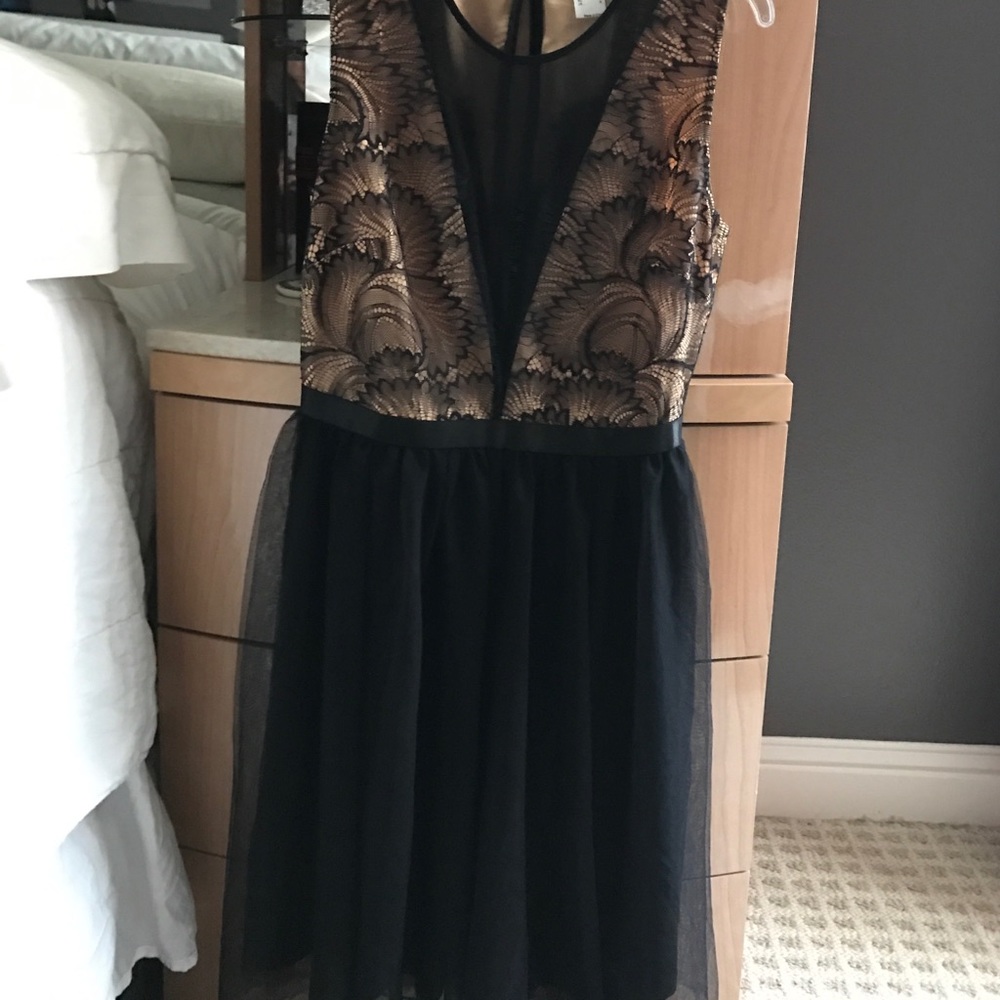 Black|Tan Lacey Dress