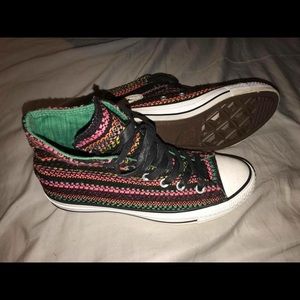 Converse size 6