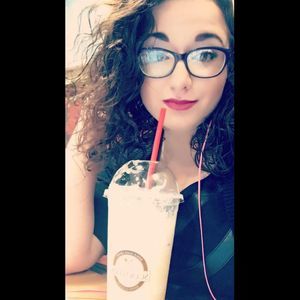 Meet your Posher, Saundra