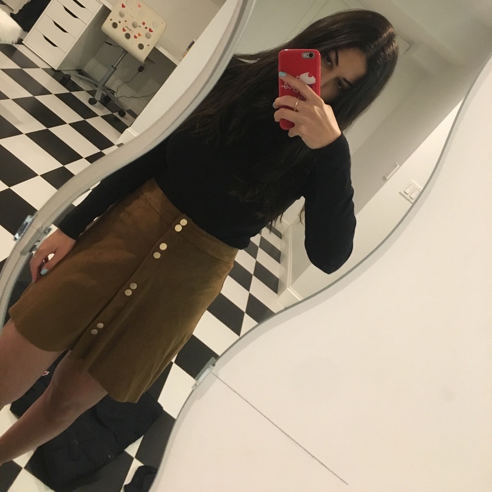 Dynamite faux suede skirt