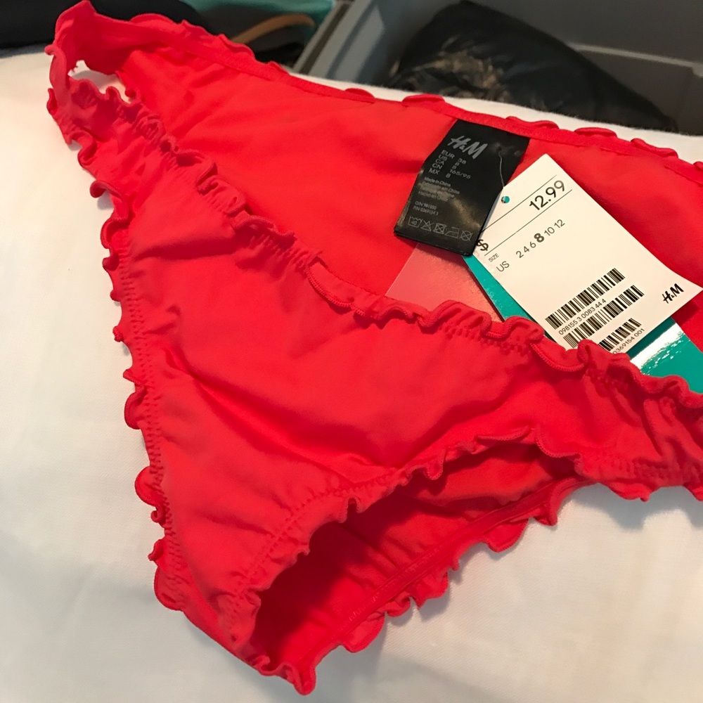 Ruffle bikini, bottom only