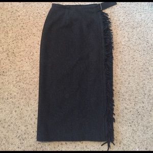 Grey side fringe below the knee skirt