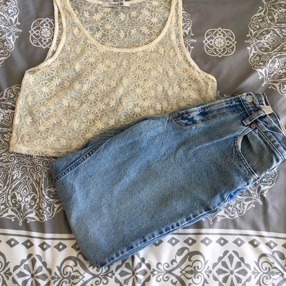 High Rise Gap Jeans - Picture 3 of 4