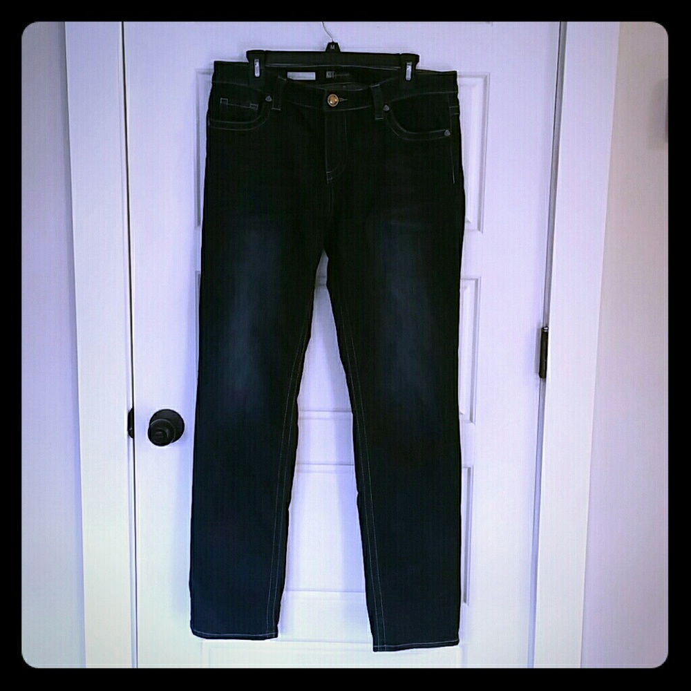 Like new Kut From the Kloth Stevie jeans