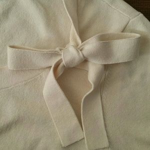 Lauren Ralph Lauren 61% silk sweater