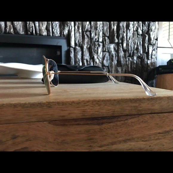 Gold ray ban sunglasses