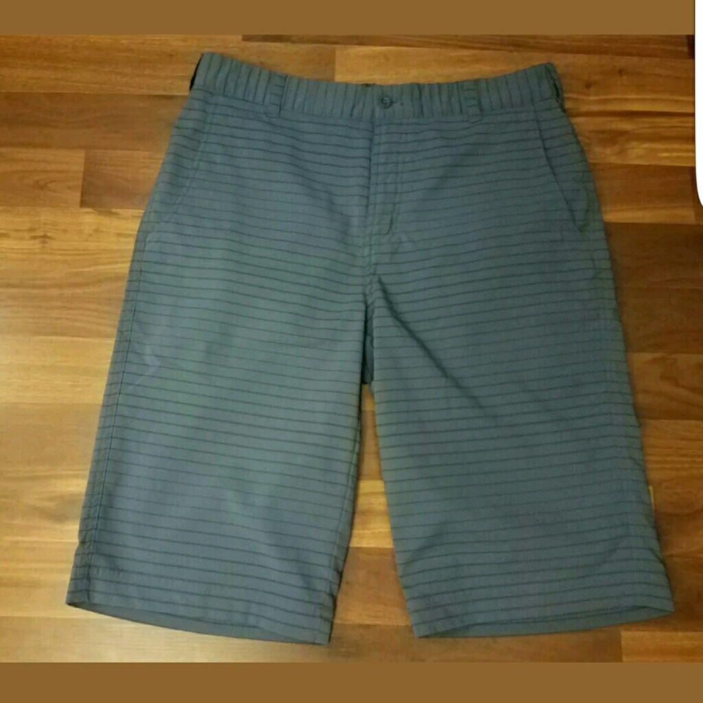 Men's Nike Golf Shorts 30 Dry Fit