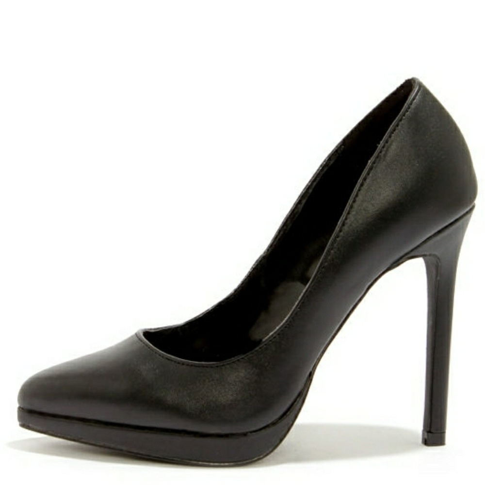 Jessica Simpson heels