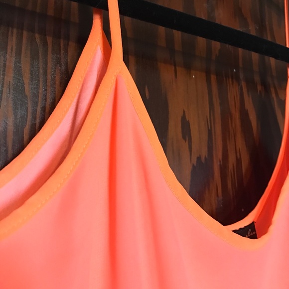 🆕 Neon Pink Summer Dress - Picture 3 of 4